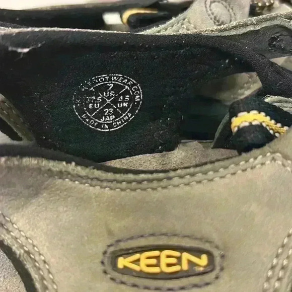 Keen Newport H2  Women's Sandals Size 7 Waterproof Hike Walk Camp Outdoor Shoe - Picture 2 of 6